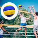 Bola de voleibol tamanho 5 em couro PU com toque macio. Ideal para competições, treinamentos e uso em ambientes internos e externos. Construção durável e desempenho profissional.
