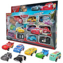 Conjunto com 12 miniaturas de carros Disney Pixar, incluindo Relâmpago McQueen, Jackson Storm e Mate. Perfeito para colecionadores e presentes de aniversário infantil.