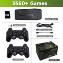 Console retrô 4K com 10.000 jogos clássicos, 64GB de armazenamento e dois controles wireless. Perfeito para toda a família. Presente ideal para o Natal.